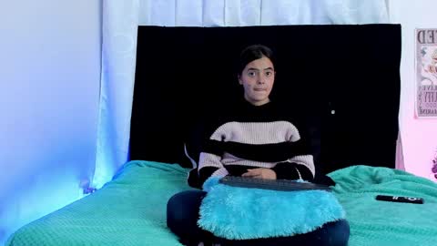 queen_misy online show from March 2026 08:43:01 PM