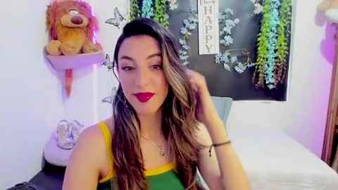 queen_natttyy online show from September 2025 03:27:02 PM