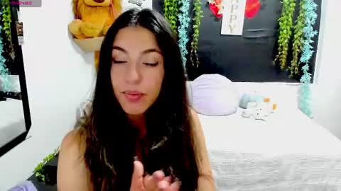 Snapshot of queen_natttyy chatting on July 2026 01:38:01 PM queen_natttyy online show from July 2026 01:38:01 PM