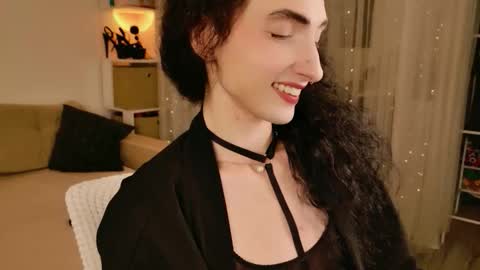 Snapshot of queen_of_tease chatting on March 2026 06:27:02 PM queen_of_tease online show from March 2026 06:27:02 PM