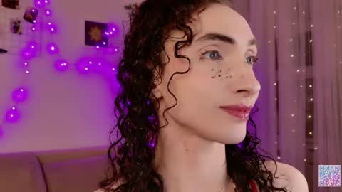 Snapshot of queen_of_tease chatting on April 2026 11:46:01 PM queen_of_tease online show from April 2026 11:46:01 PM