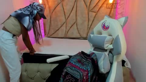   online show from January 2025 11:22:02 AM