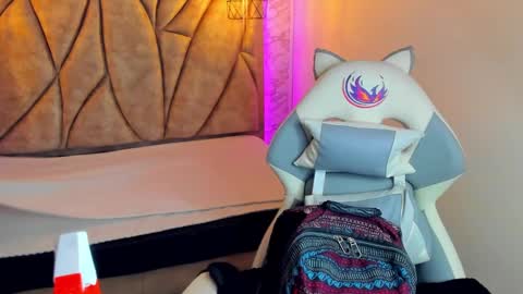   online show from January 2025 12:26:01 PM