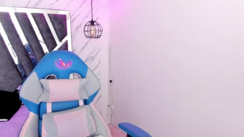   online show from November 2025 11:20:01 AM