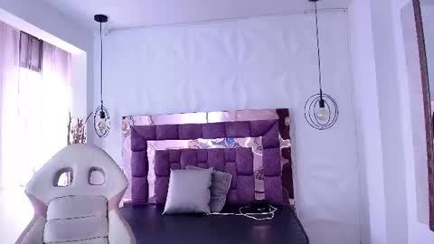   online show from July 2026 12:07:01 PM