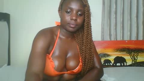 Snapshot of queen_wow2 chatting on April 2026 09:32:01 PM queen online show from April 2026 09:32:01 PM