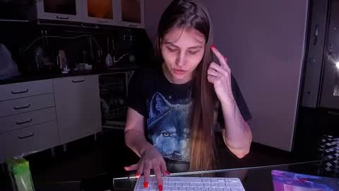 Snapshot of queenafina chatting on March 2026 02:54:01 PM Kim online show from March 2026 02:54:01 PM