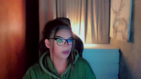 Snapshot of queenarthalia chatting on March 2026 03:03:02 AM ARTHA online show from March 2026 03:03:02 AM