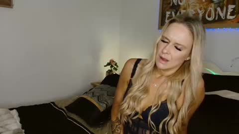 queenb6969694u online show from March 2026 01:08:01 PM
