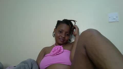 queen online show from November 2025 07:13:02 PM