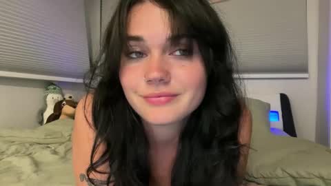 Snapshot of queencassidyy chatting on October 2025 06:57:01 AM Cassidy online show from October 2025 06:57:01 AM