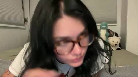Snapshot of queencassidyy chatting on April 2026 05:08:02 AM Cassidy online show from April 2026 05:08:02 AM