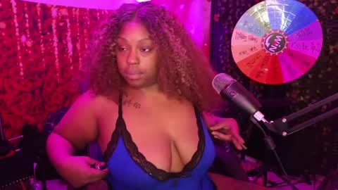 Queen Cherise Roze online show from June 2026 02:01:02 PM