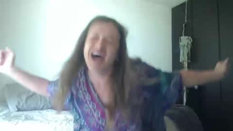 Snapshot of queennicky88 chatting on December 2024 04:22:01 PM Nico online show from December 2024 04:22:01 PM