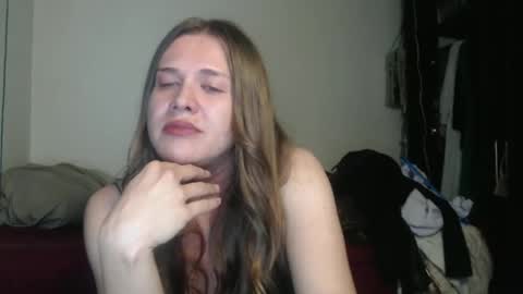 Snapshot of queennicky88 chatting on January 2025 04:01:01 AM Nico online show from January 2025 04:01:01 AM