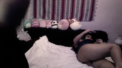 Snapshot of queenofheartsfaerah chatting on January 2025 05:55:01 AM QueenOfHearts online show from January 2025 05:55:01 AM