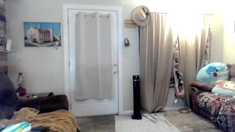 Snapshot of queenofheartsfaerah chatting on February 2025 05:20:01 AM QueenOfHearts online show from February 2025 05:20:01 AM