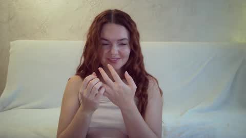 Snapshot of queenofmodels chatting on January 2025 11:02:02 AM QueenOfModels online show from January 2025 11:02:02 AM