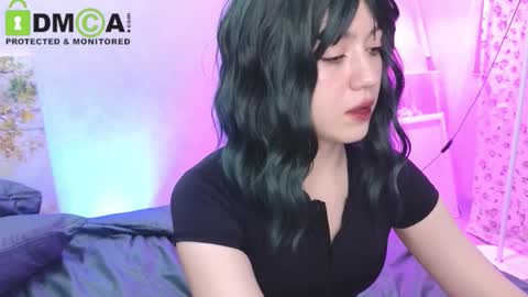     follow my new insta  online show from November 2025 04:00:02 PM