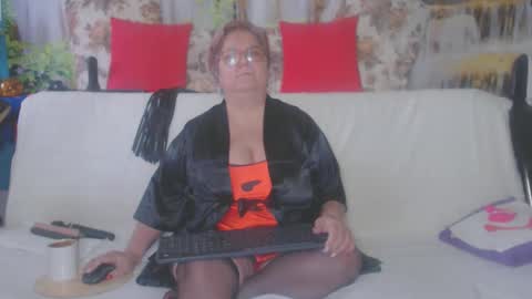 QueenPammy online show from October 2025 04:40:01 AM