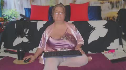 QueenPammy online show from March 2026 06:06:02 AM