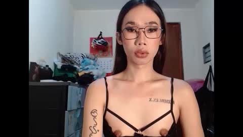 Paula watson online show from December 2025 02:38:01 AM