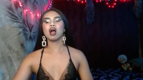 queenpinayebony_xx online show from May 2026 03:10:01 PM