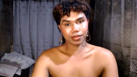 Snapshot of queenpinayebony_xx chatting on July 2026 12:30:01 PM queenpinayebony_xx online show from July 2026 12:30:01 PM
