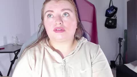 Samantha online show from November 2025 02:22:01 AM