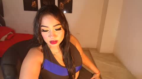 Snapshot of queensquirt27 chatting on June 2026 05:57:01 AM queensquirt27 online show from June 2026 05:57:01 AM