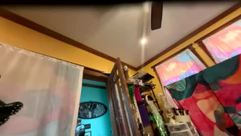 Snapshot of queensquirtntwerk chatting on April 2026 11:13:02 PM Queen Hilarity online show from April 2026 11:13:02 PM