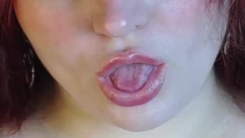 Snapshot of queenstasy chatting on November 2025 07:30:01 PM Queen Stasy online show from November 2025 07:30:01 PM