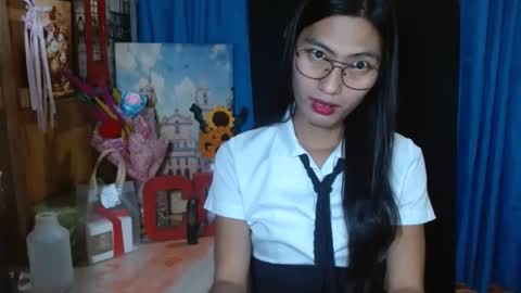 Snapshot of queensteffi chatting on December 2024 07:10:01 PM queensteffi online show from December 2024 07:10:01 PM