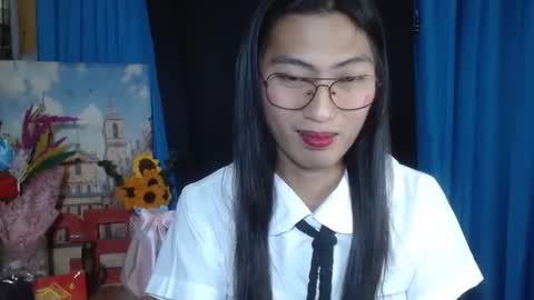 Snapshot of queensteffi chatting on January 2025 04:05:01 PM queensteffi online show from January 2025 04:05:01 PM