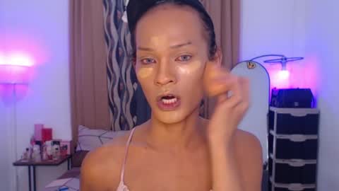 Snapshot of queenvalentinats chatting on March 2025 06:54:01 PM ValentinaMoone online show from March 2025 06:54:01 PM