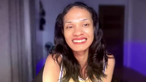 Snapshot of queenvalentinats chatting on October 2025 02:34:02 AM ValentinaMoone online show from October 2025 02:34:02 AM