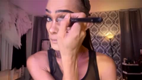 Snapshot of queenvalentinats chatting on June 2026 05:24:02 PM ValentinaMoone online show from June 2026 05:24:02 PM