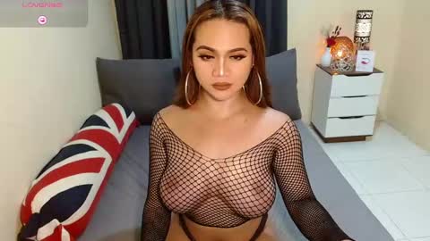 Snapshot of queenversa69 chatting on December 2024 02:53:01 AM DANA online show from December 2024 02:53:01 AM