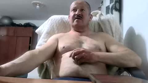 Snapshot of querubinrebelde chatting on April 2026 01:00:02 AM Don Ramon online show from April 2026 01:00:02 AM