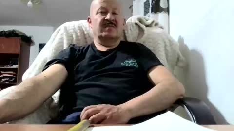 Snapshot of querubinrebelde chatting on April 2026 02:06:01 AM Don Ramon online show from April 2026 02:06:01 AM