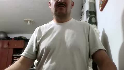 Snapshot of querubinrebelde chatting on April 2026 12:58:02 AM Don Ramon online show from April 2026 12:58:02 AM