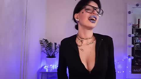 Snapshot of quiet_smile chatting on September 2025 10:31:01 AM quiet_smile online show from September 2025 10:31:01 AM