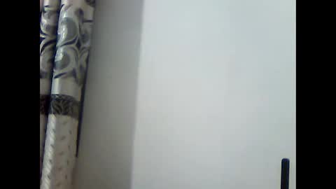 Snapshot of quinbaby chatting on April 2026 03:21:02 PM quinbaby online show from April 2026 03:21:02 PM