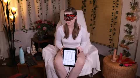 QuinnMonroe online show from February 2025 08:11:01 PM