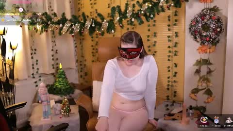 QuinnMonroe online show from December 2025 08:28:02 PM