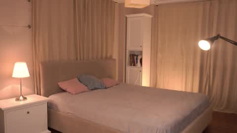 kiri online show from November 2025 05:56:01 PM