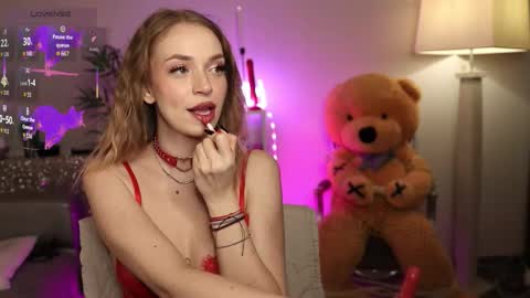 Snapshot of qwennx chatting on February 2026 04:31:02 AM Nova Hollis online show from February 2026 04:31:02 AM