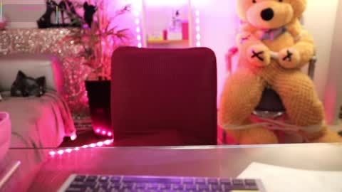 Snapshot of qwennx chatting on April 2026 02:42:02 AM Nova Hollis online show from April 2026 02:42:02 AM