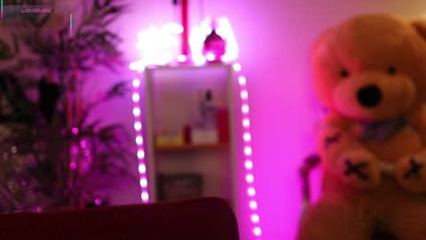 Snapshot of qwennx chatting on April 2026 04:42:01 AM Nova Hollis online show from April 2026 04:42:01 AM