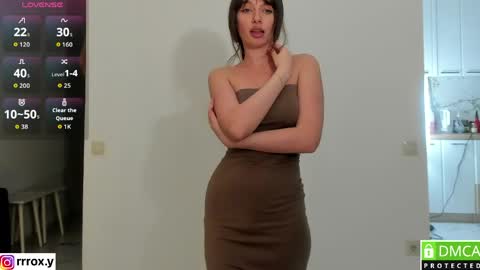 Snapshot of r00xvel chatting on April 2026 02:07:01 PM r00xvel online show from April 2026 02:07:01 PM